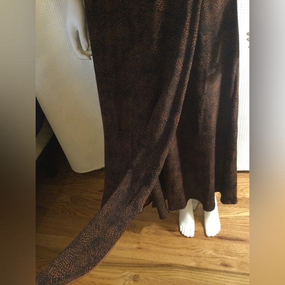 ๐บHP!๐บ VTG Two Piece Tropical Floral With Tiger Top & Skirt - Picture 8 of 16